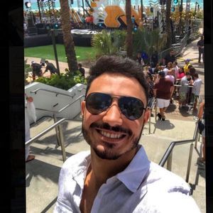 Meet your Posher, Jose paulo